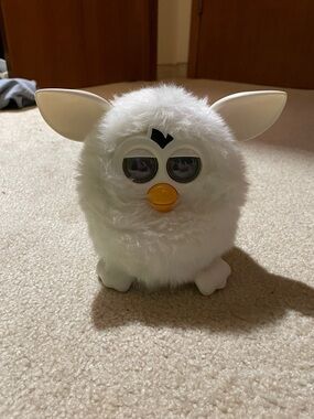 Furby 2012 yeti